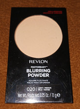 REVLON PHOTOREADY BLURRING POWDER 020 LIGHT MEDIUM NEW SEALED .25 OZ