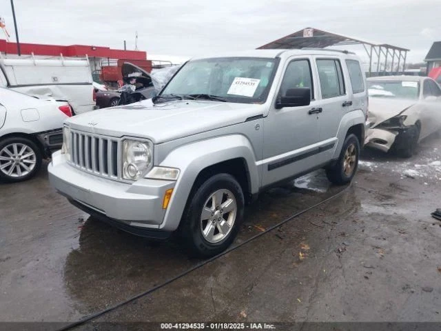 Espejo retrovisor Jeep Liberty 2012 OEM atenuación manual 73 k millas 2482027 Foto 2 de 4