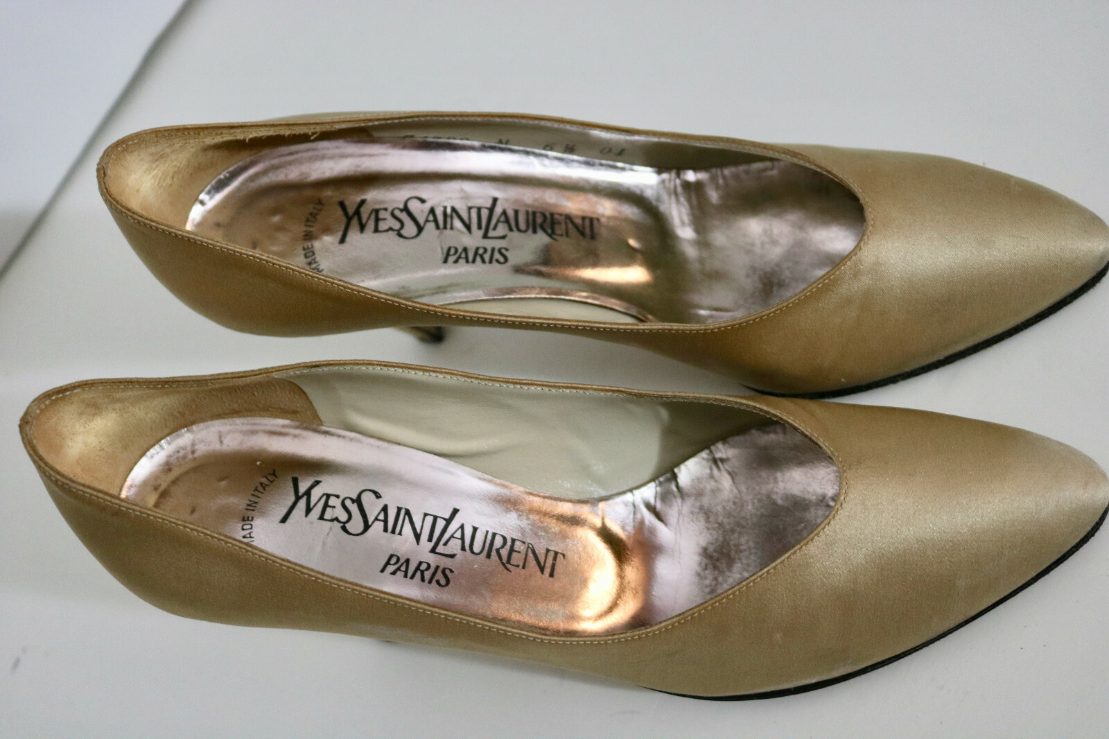 Scarpe Yves Saint Laurent YSL beige tacco alto 6 5