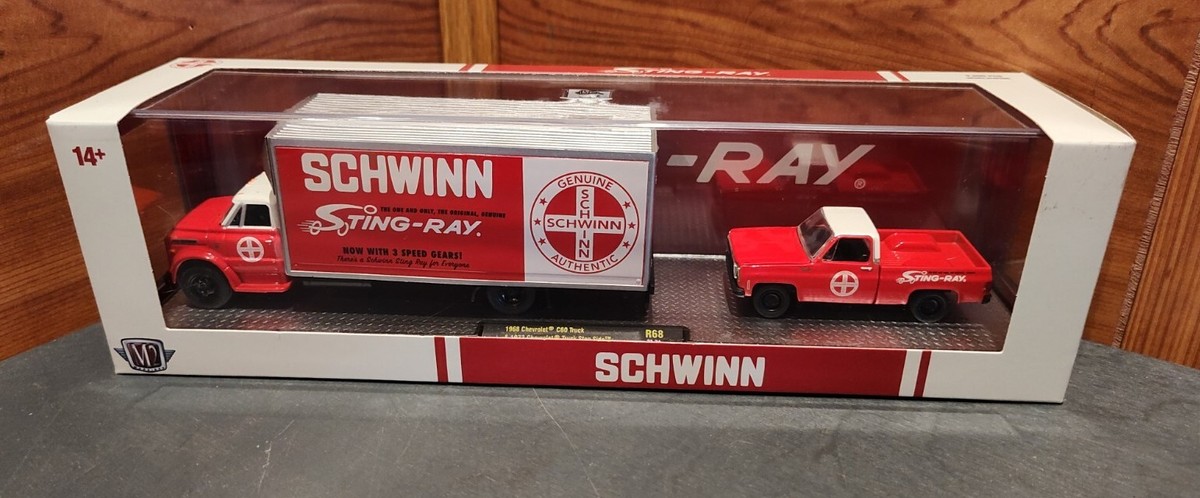 M2 MACHINES SCHWINN STING-RAY® 1968 CHEVROLET® C60 & '73 CHEVY