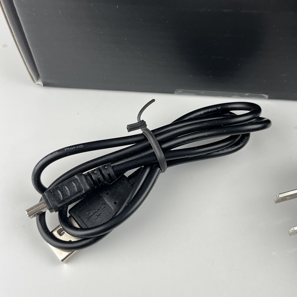 Polaroid iE 826 18.0MP 8x Optical Zoom Black Digital Camera MINT