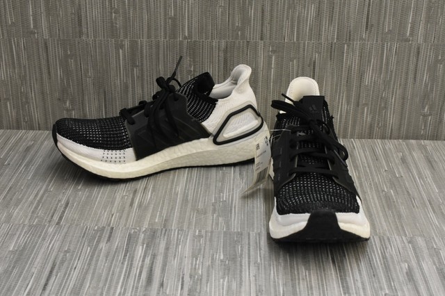 ultraboost 19 size 11