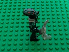 Lego Green Bionicle Minifigure Toa Mahri Kongu 2007 8927, bio020.  With Weapon!!