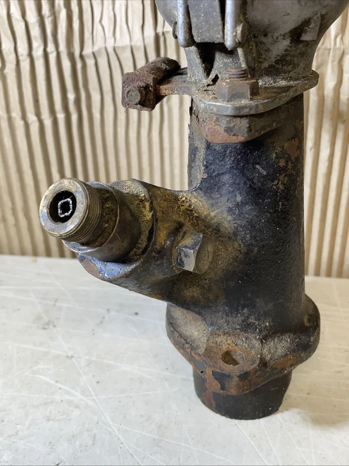 Pedestal tacómetro distribuidor Triumph TR3 TR4 TR4A Lucas 40735 1962 Foto 3 de 4