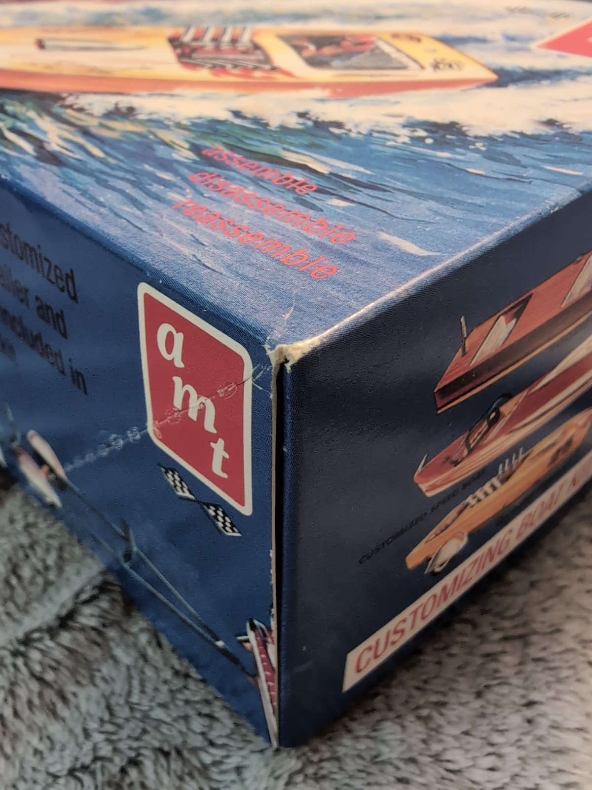 AMT Scale Model No. 8125 3in1 Customizing Boat Kit  Chris-Craft Runabout