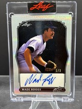 Wade Boggs 2023 Leaf Art of Sport Silver Spectrum HoloFoil 1/3 Auto.