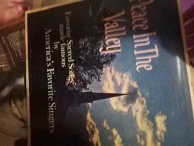 Peace In The Valley: Favorite Sacred Songs