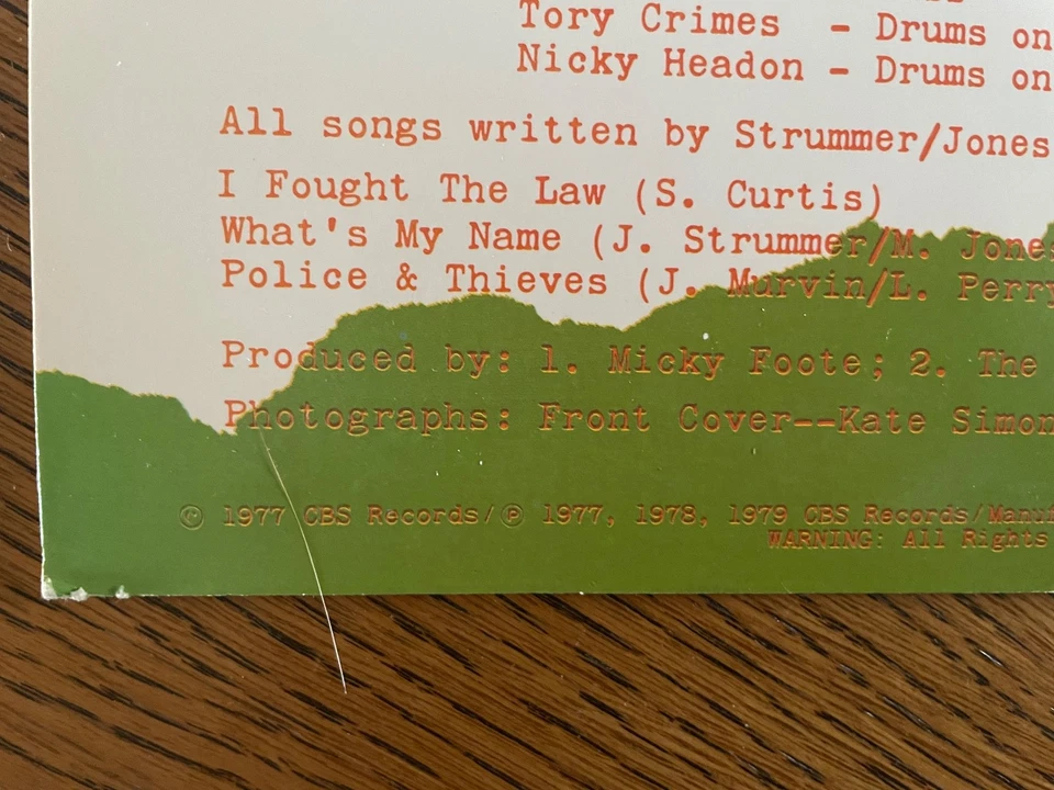Vintage The Clash, (Self Titled) 1977 CBS/Epic Vinyl Foto 3 de 4