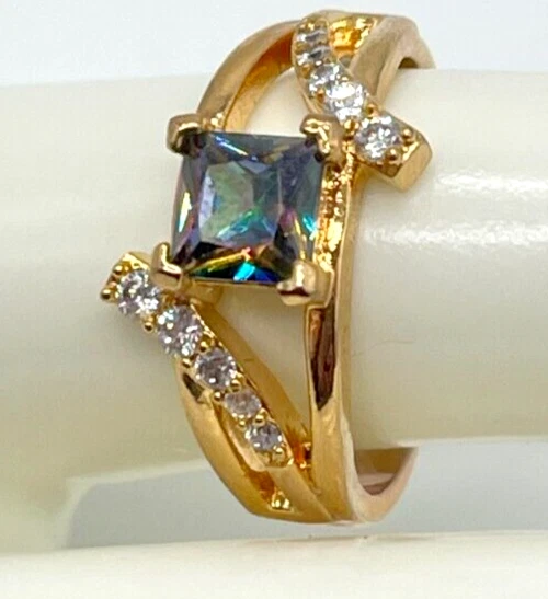 Ring. 925 Rose Gold Plate. Mystic Topaz. Side band crystals. Size 8 - Image 2 of 4