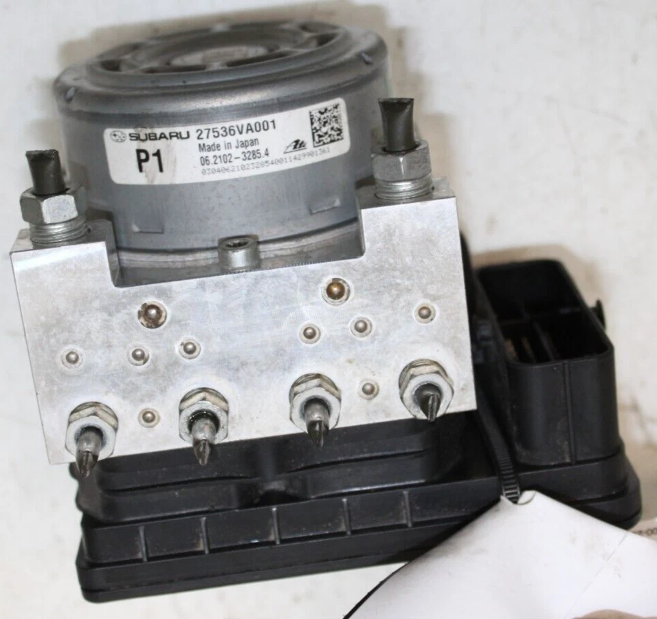 Módulo de bomba hidráulica Subaru WRX STI ABS 2015 OEM P/N 27536VA001 27596VA001 Foto 3 de 4