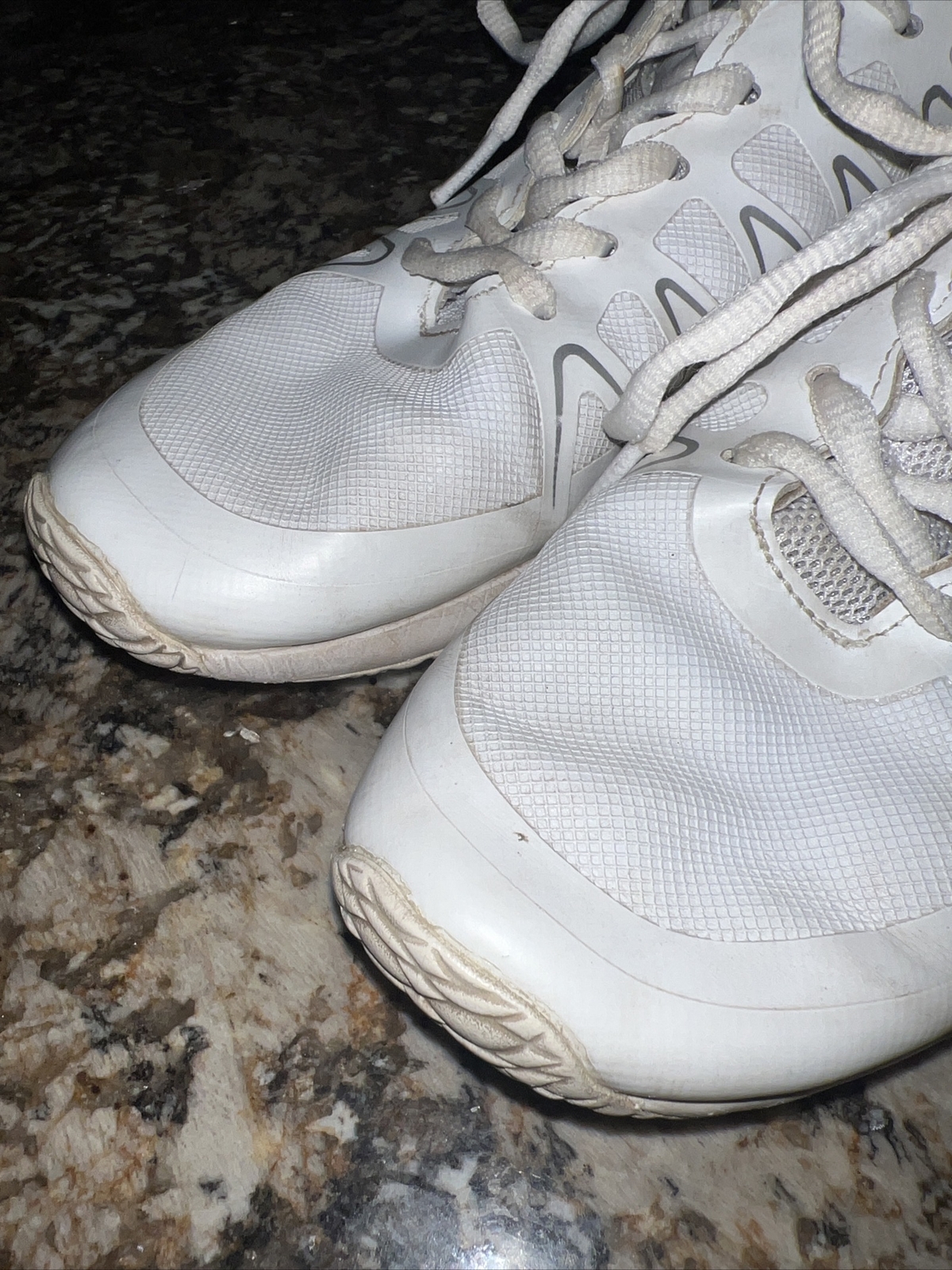 Varsity Edge Cheerleading Shoes White Athletic Womens… Gem