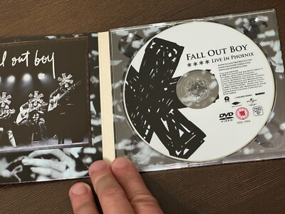 「ライヴ・イン・トーキョー」 フォール・アウト・ボーイ　CD＋DVD Fall Out Boy/ライヴ・イン・トーキョー ［CD+DVD］