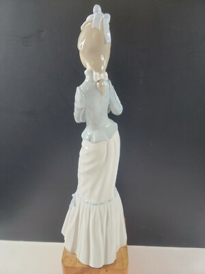LLADRO #4893 A Walk With The Dog Woman with Small Dog & Umbrella