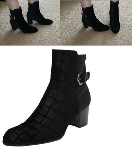 stuart weitzman buckle boots