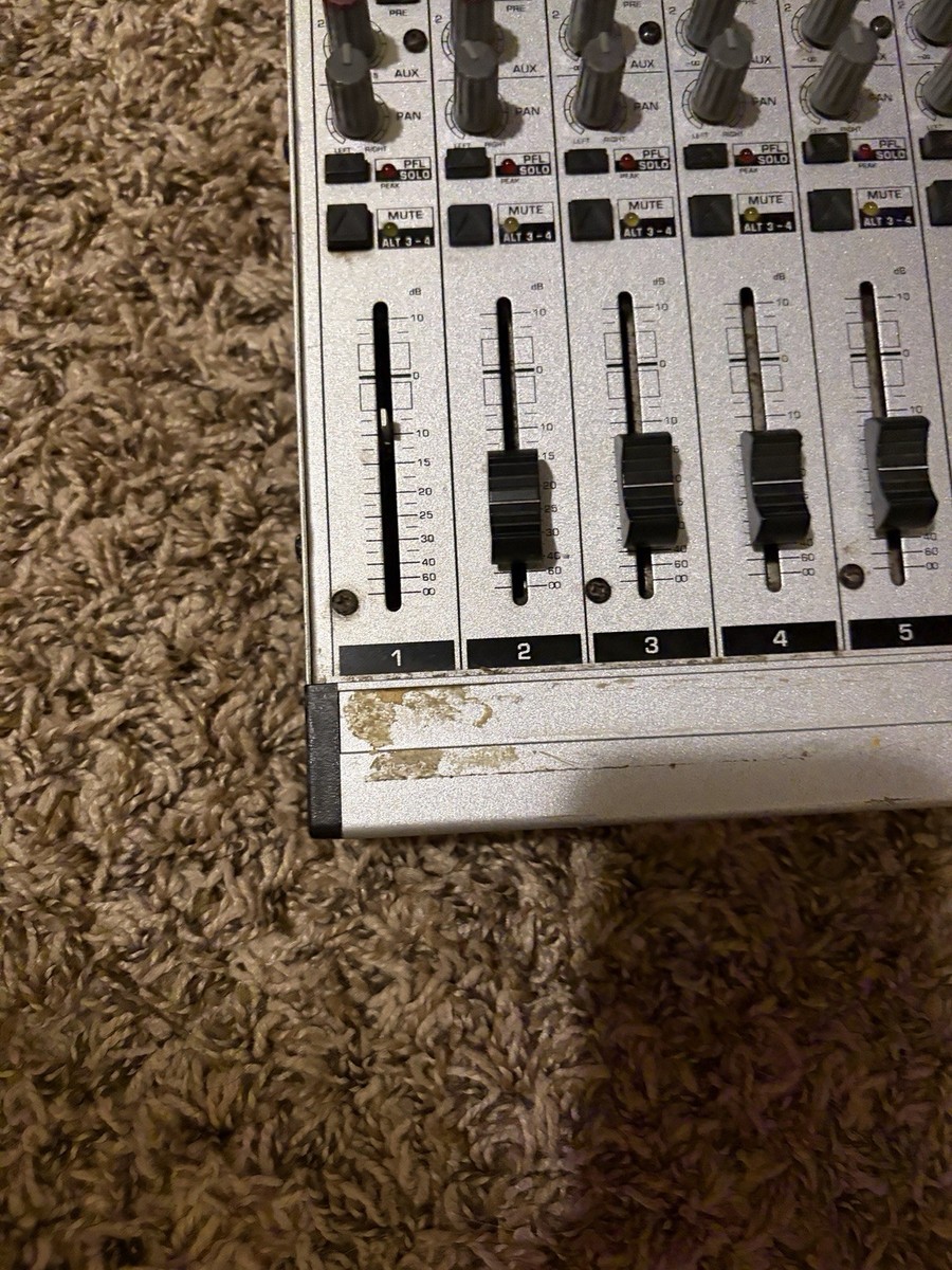 Behringer Eurorack MX2004A 20-Channel Mic/Line Mixer | eBay