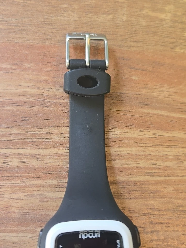 Reloj digital Rip Curl para mujer A2466G de acero inoxidable negro blanco Foto 3 de 4