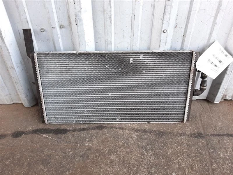 2011-2013 BMW 550i 650i Radiator Main AT 17117601832 - Image 4 of 4