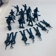 Vintage Hong Kong Army Men Soldiers Lot of 20 Plastic Military Figures Blue MPC
