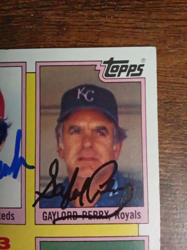 Tarjeta firmada con autógrafo Topps #6 1984 Carl Yastrzemski Gaylord Perry Johnny Bench Foto 3 de 4