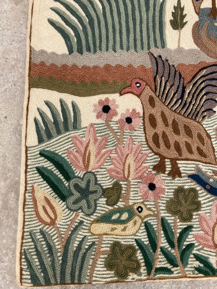 Alfombra bordada vintage hecha a mano tejida a mano cachemira crewel 119x74 cm Foto 3 de 4