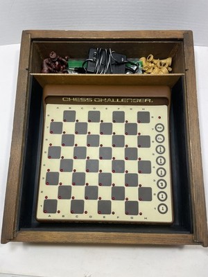 Fidelity Electronics Chess Challenger 836922 Comes W/ Wooden Slide Case, Tested