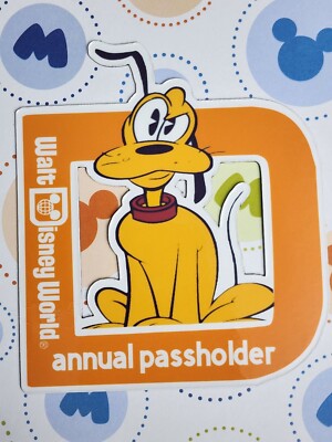 Walt Disney World Passholder  magnet 2023 Pluto