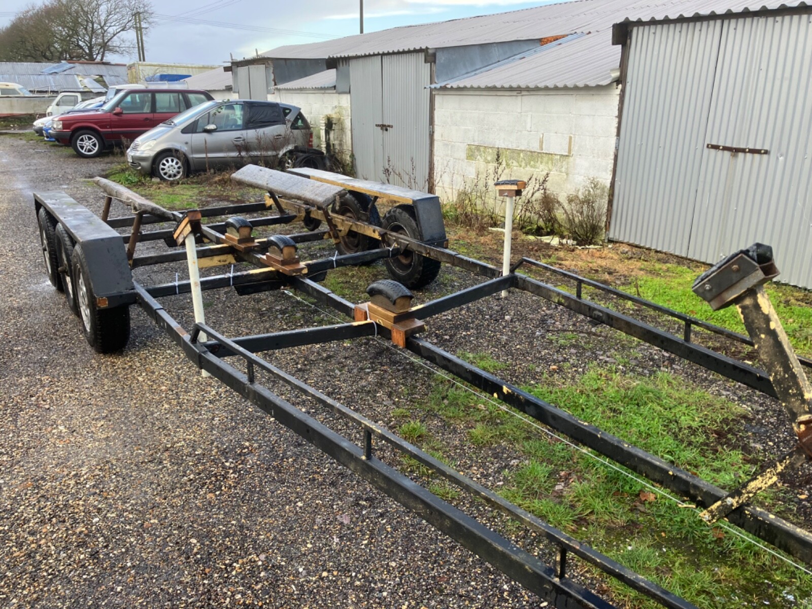 TRIPLE AXLE HEAVY DUTY BOAT TRAILER FOR BOATS UP TO 27FT+ eBay