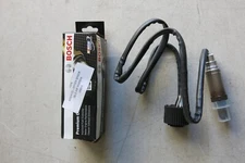 NOS Bosch Front Oxygen Sensor Mercedes-Benz C220 1994 - 4 Wire (13318)
