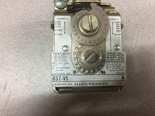 USED ALLEN BRADLEY PRESSURE SWITCH 837-V1