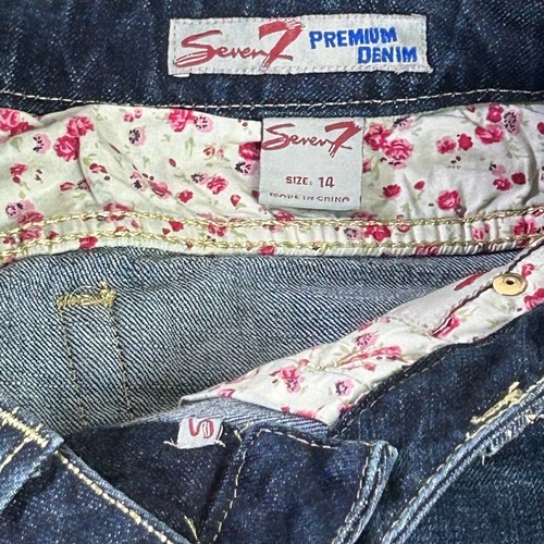Seven7 Cropped Jeans Women 14 Limited Edition Blue Raw Hems Studded Wide Leg - Picture 9 of 15