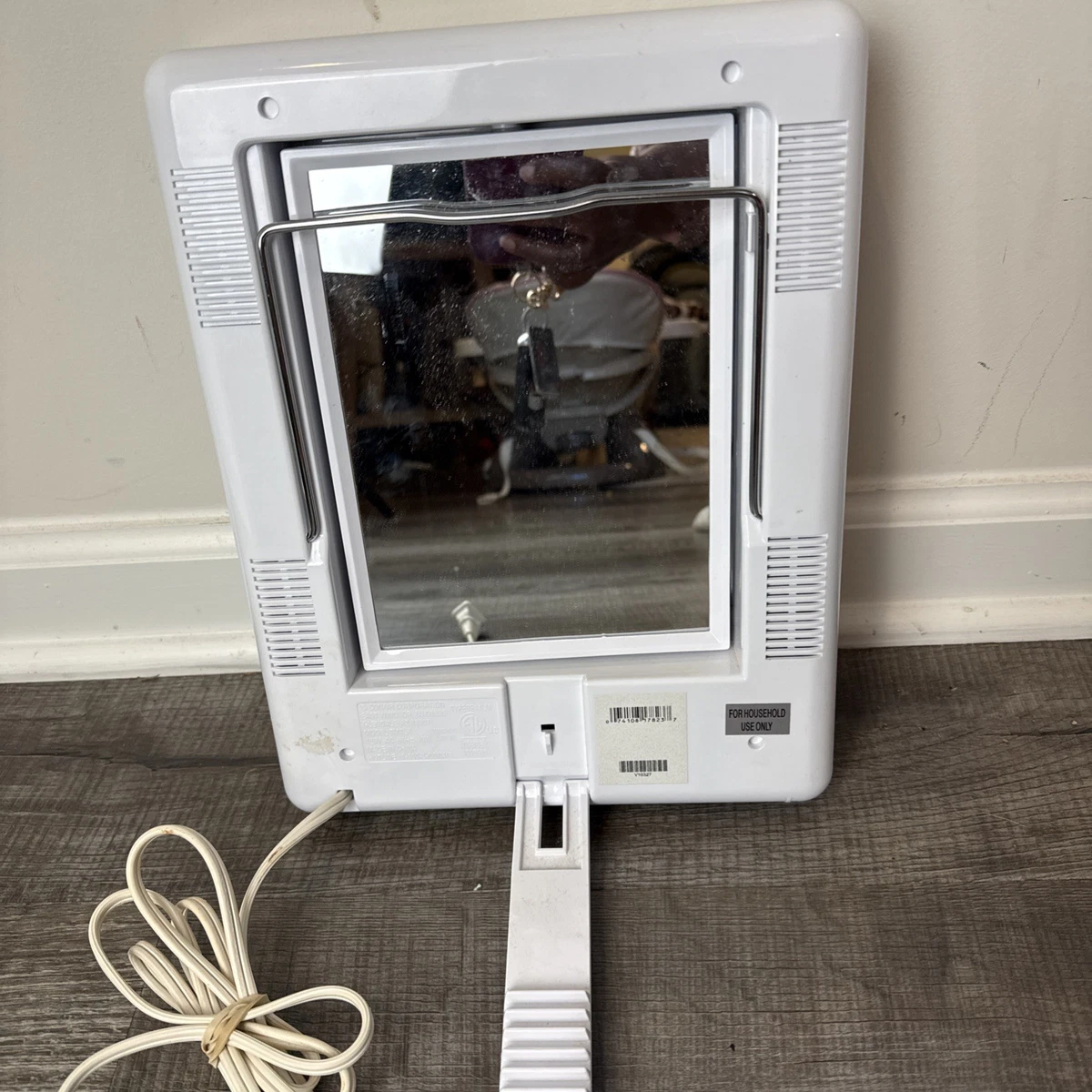 Conair Double 2 Sided Lighted Makeup Mirror Magnified Model TM7L 4 Settings