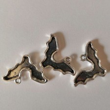 70 Pcs Antique Bat Shape Charms Mini Bats Pendants for Necklace Jewelry