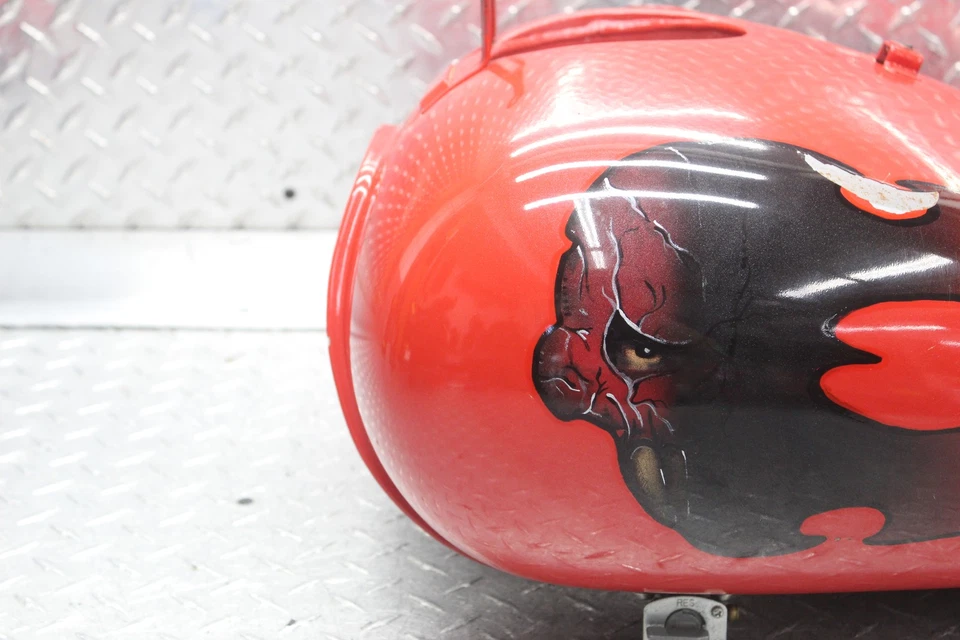 Yamaha V Star 650 XVS650A 2001 tanque de gasolina clásico Foto 2 de 4