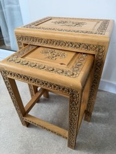 Beautiful Carved Oak Floral Design Nest Of 2 x Tables Lamp Side Coffee