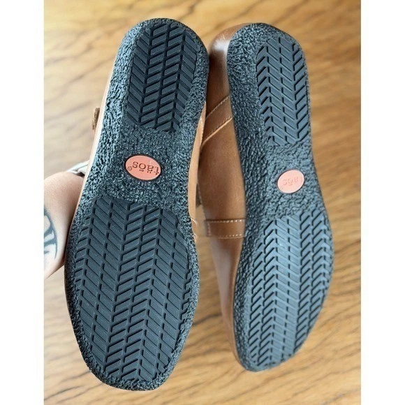 NEW Taos Banter Women Caramel Brown Leather Mary Jane Flats Shoes Comfort Size 8 - Image 4 of 4