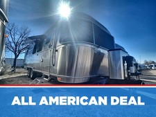 2026 Airstream Flying Cloud 28RBT