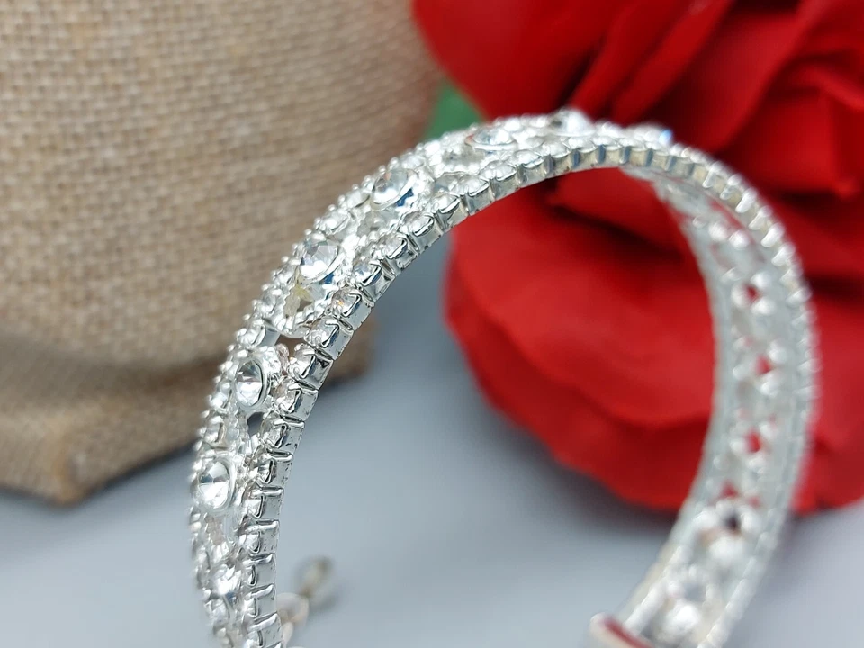 Brazalete Napier Firmado Tono Plata Tejido Abierto Cristal Estrás Ajustable Foto 2 de 4