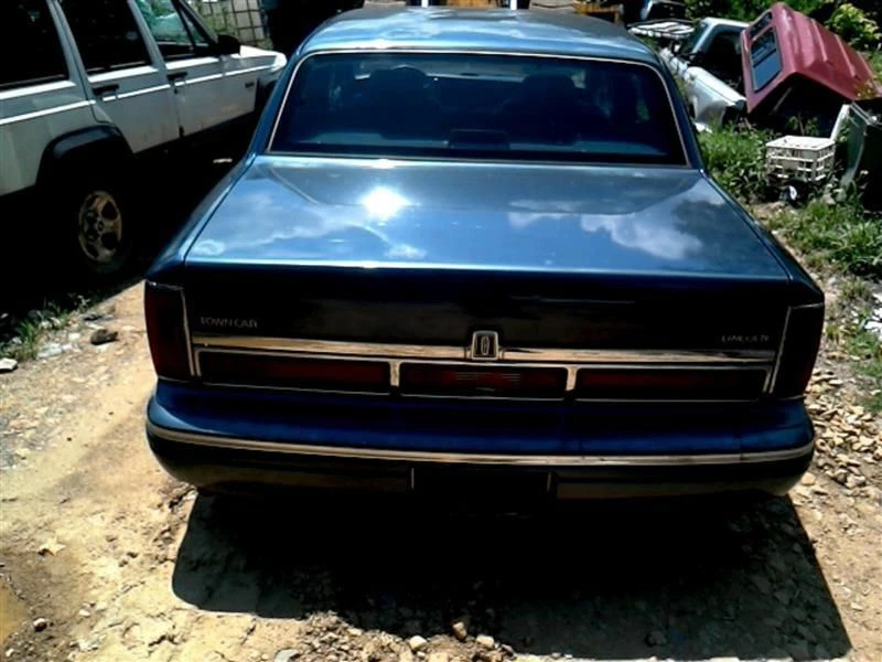 Volante/placa flexible sin paquete de policía compatible con 96-04 Crown Victoria 73486 Foto 3 de 4