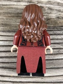 LEGO Marvel Scarlet Witch Minifigure Toy Super Hero Airport Battle 76051