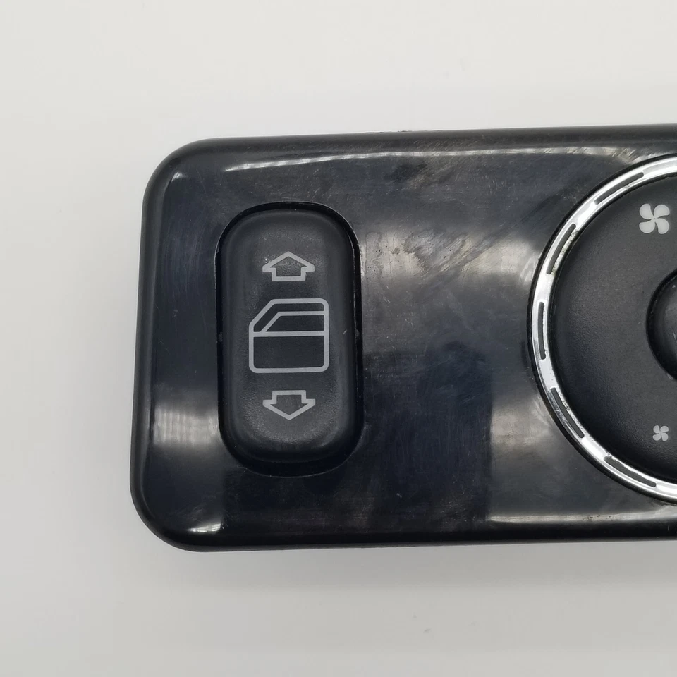 02-05 Mercedes W163 ML350 ML500 Calefacción AC Trasera Climatizador 1638200926 OEM Foto 2 de 4