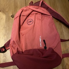 HOT TUNA Explorer 10 l czerwony lekki plecak plecak rozmiar 23x38,5x15 cm