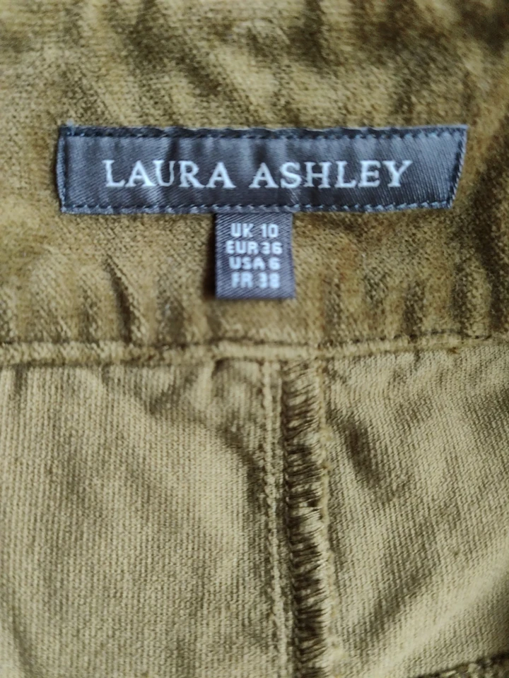 Laura Ashley Velvet Skirt Knee Length Size 10 - Image 3 of 4