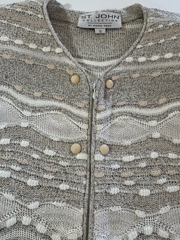 St. John 2Pc Striped Cardigan jacket & skirt Set Santana Knit Size small - Imagem 2 de 4