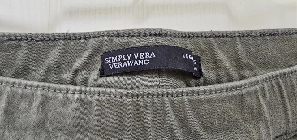 Leggings Simply Vera Vera Wang Verde Oliva Talla Mediana M Foto 3 de 4