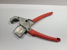 Milwaukee PEX Pipe Cutter 48-22-4204 Ratcheti...