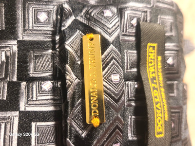 Trump Knitting Pattern DONALD J. TRUMP SIGNATURE COLLECTION 100% SILK BLACK GEOMETRIC TIE ...