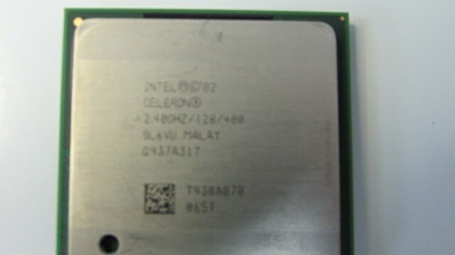 Intel Celeron 2.40GHz 400MHz 128KB L2 Cache Socket PGA478 SL6VU - USA Seller - Picture 3 of 5