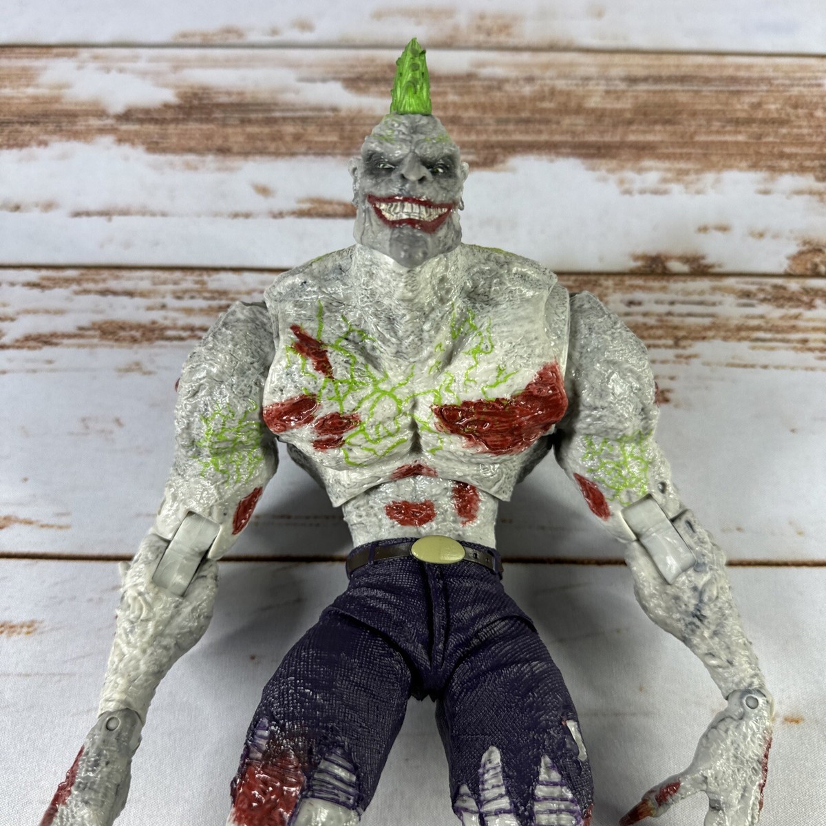 THE JOKER TITAN フィギュア 1 The Joker Titan