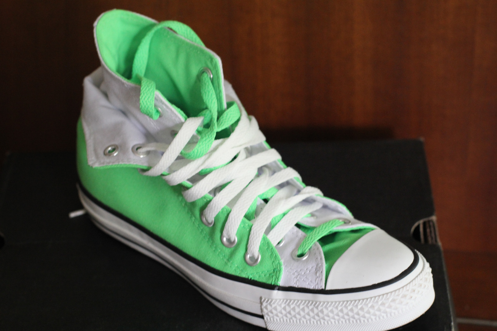 Converse Chuck Taylor HI Two Fold High Double UPP HI Taylor Sneaker in Gr. 39 Woman 8 7f6532 Converse Chuck Taylor HI Two Fold High Double UPP HI Taylor Sneaker in Gr. 39 Woman 8 7f6532