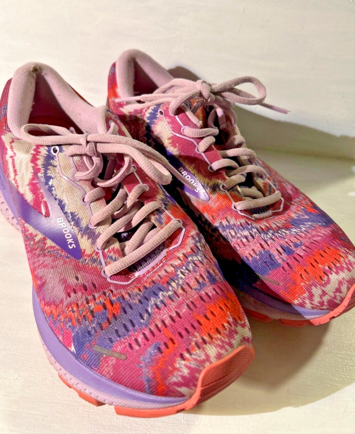 Brooks Ghost 13 Empower Unity Tie Dye Running Shoes W… Gem
